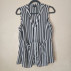Torrid Blouse Size 00 Black White Striped Peplum Georgette Workwear Minimalist